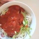 うどん麺とレトルトパスタソースとレタスでチン７